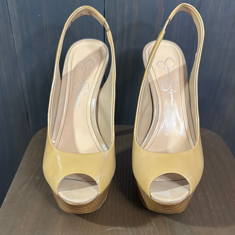 Jessica Simpson Yellow Slingback Peep Toe Heels Tan Women's 7.5